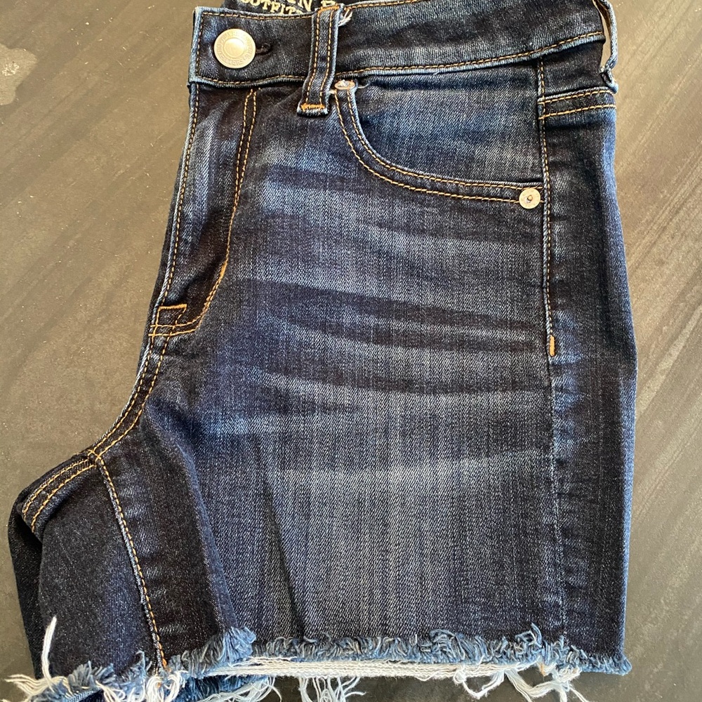 American Eagle Hi Rise Shortie